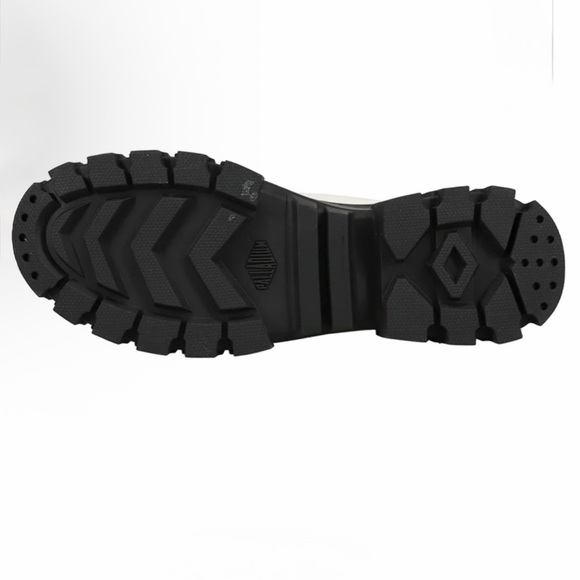 PALLADIUM Revolt Hi TX Round Toe Hiking Boots Color Star White - Picture 5 of 9